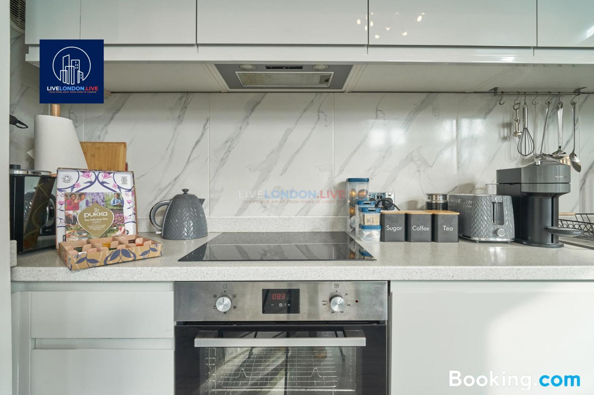 Last-Minute Specials L Sleeps Up To 4 Guests L One-Bedroom Apartment With King Bed And High Ceilings Near Camden By Live London Short Lets & Serviced Accommodation المظهر الخارجي الصورة